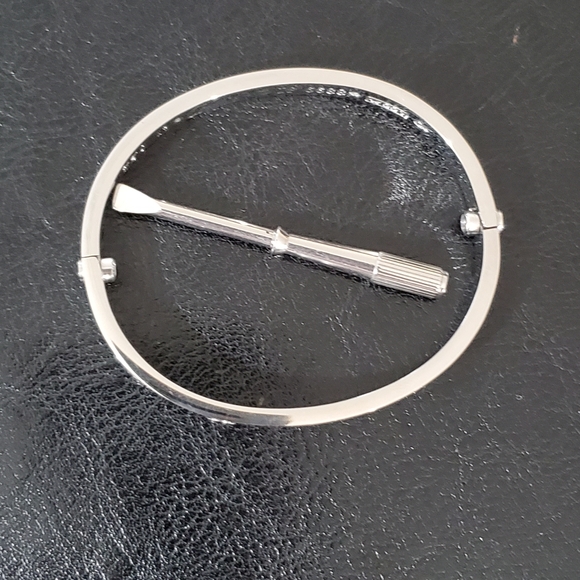 Quality Stainless steel bangle bracelet - Picture 3 of 7